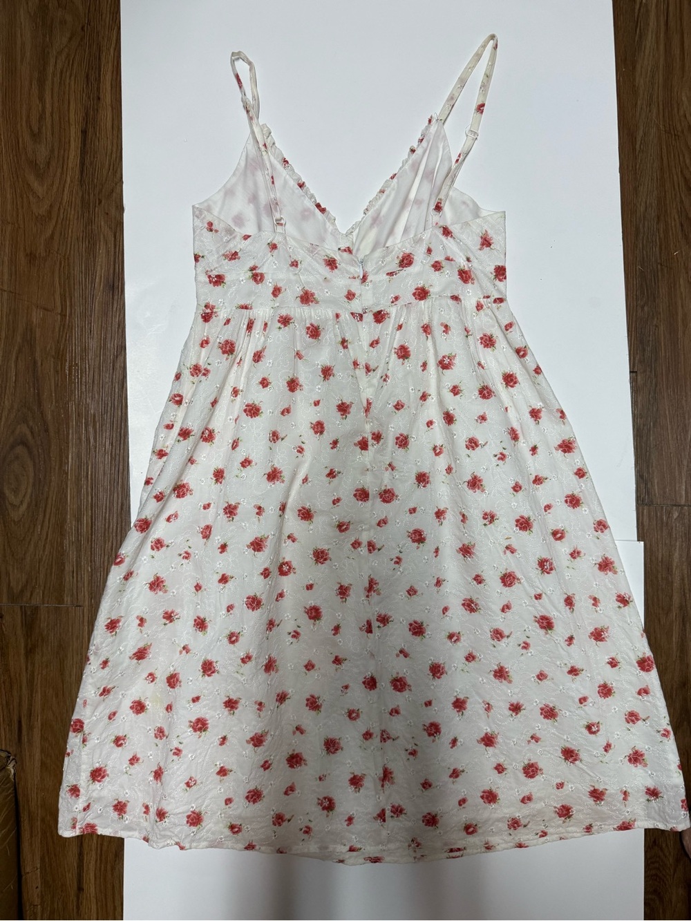 Guess White Dress with Coral Floral Print and Embroidery - Picture 4 of 7